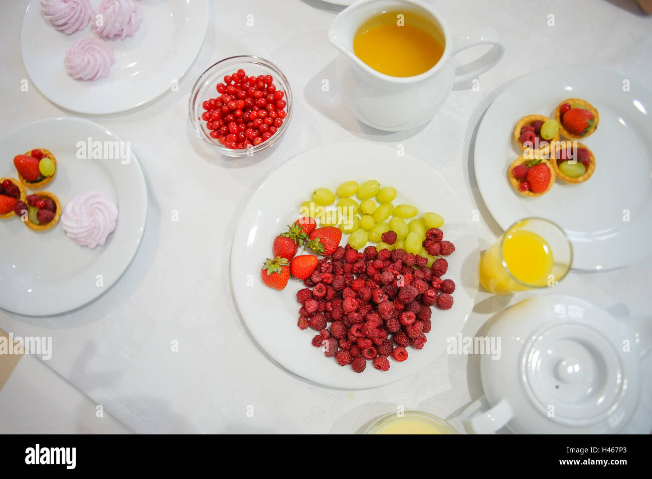 Squared Tablecover The berries Bliss