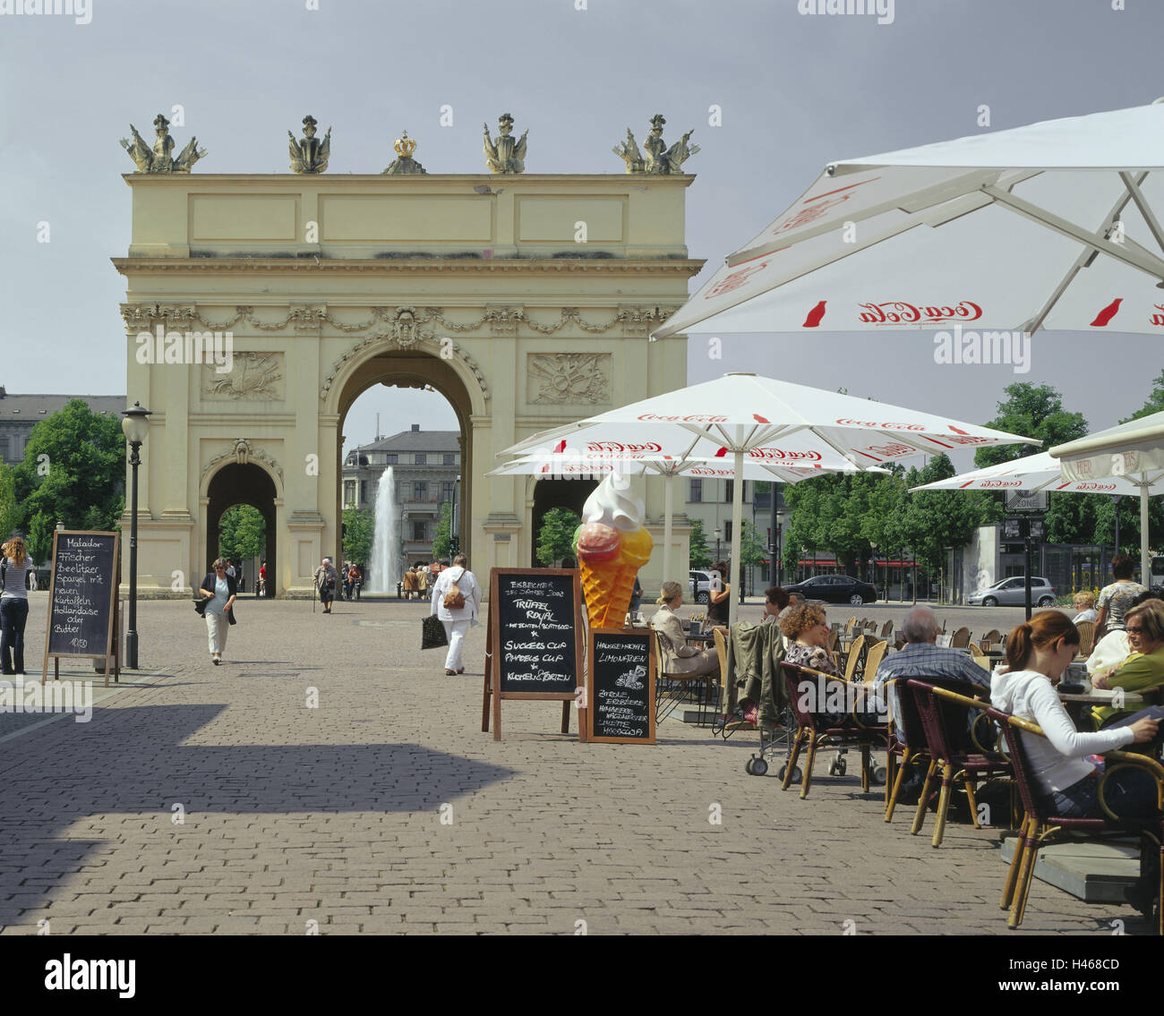 Brandenburg Gate Brandenburger Strasse High Resolution Stock Photography And Images Alamy