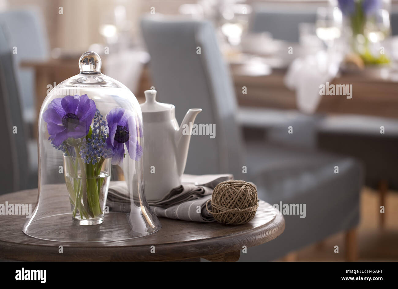Cloche, bouquet, teapot, ball of wool, Stock Photo