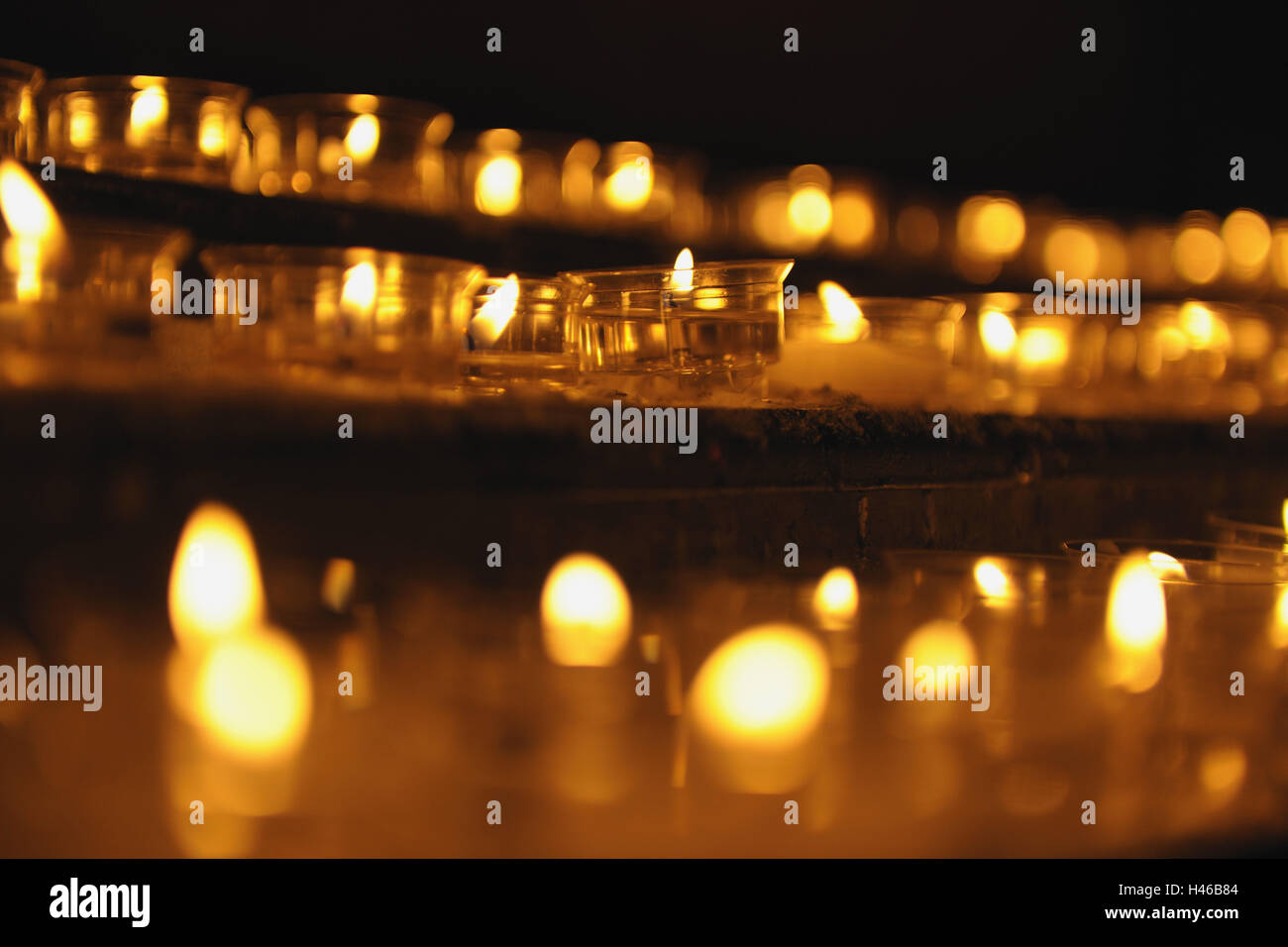 Candles church hires stock photography and images Alamy