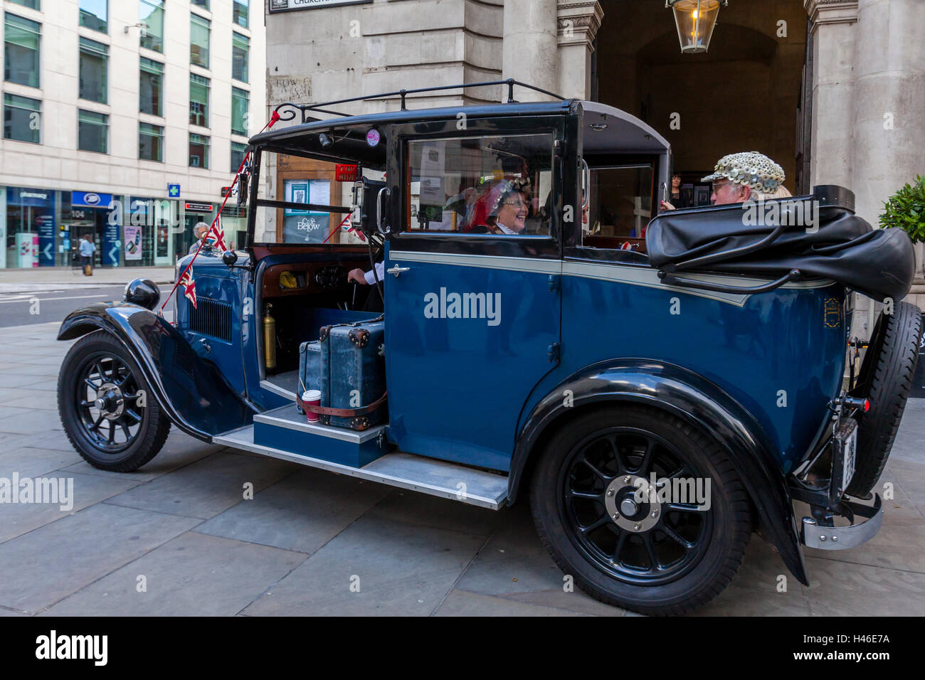 Pearly Kings and Queens Leaving The Church Of St MaryleBow (Bow Bells