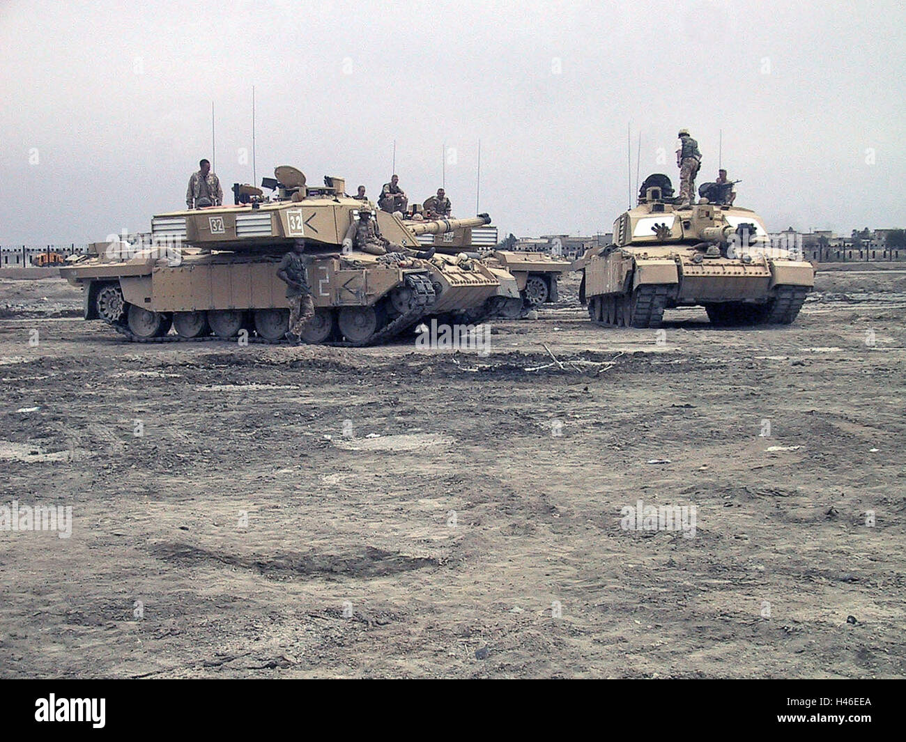 12th April 2003 British FV4034 Challenger 2 tanks on the outskirts of Basra, southern Iraq. Stock Photo