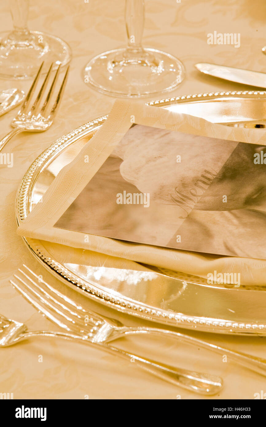 Posh dining table hi-res stock photography and images - Alamy