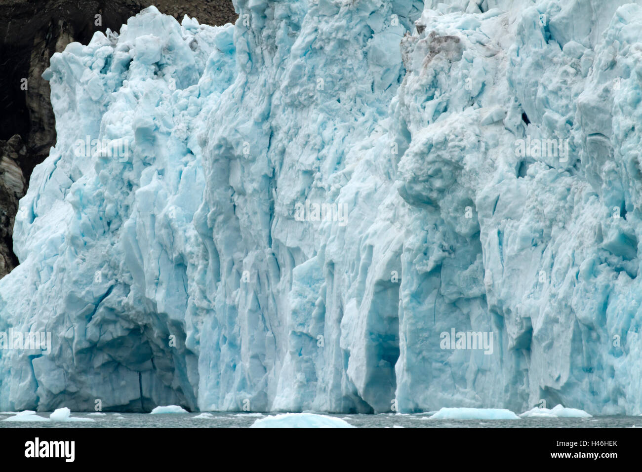 svalbard glaciers near the cost of the islands Stock Photo Alamy