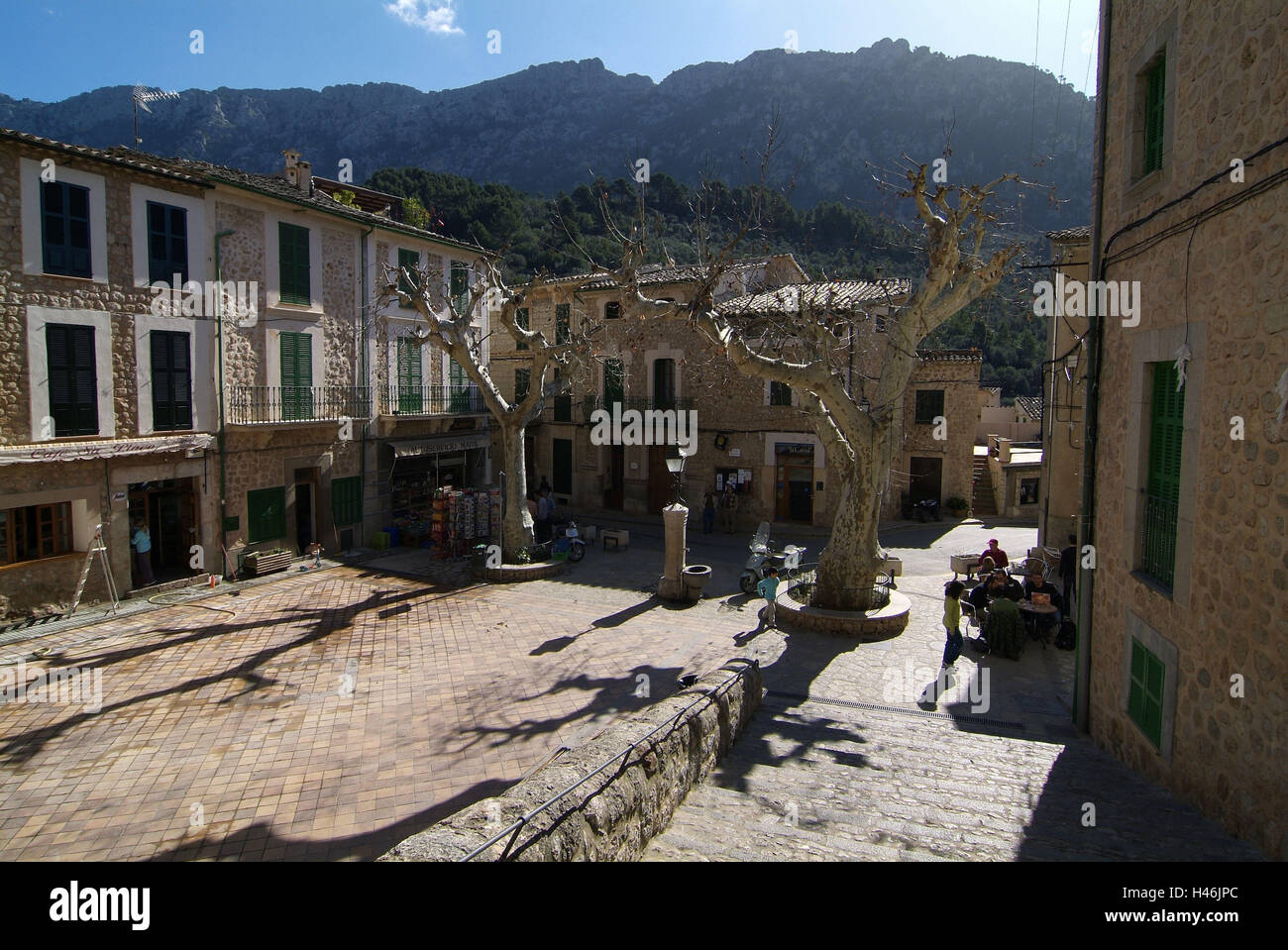 Spain, the Balearic Islands, Majorca, mountain village Fornalutx, Placa d'Espanya, Stock Photo