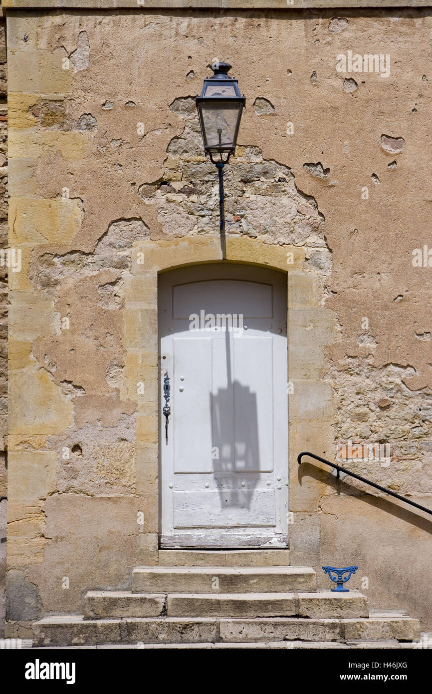 France, Bourgogne, Saone-et-Loire, Charolles, La Clayette, Corbigny, Chateau de Dree, facade, page input, detail, door, Stock Photo