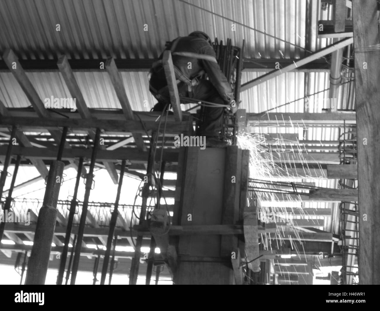 Use of personal safety equipment on a construction site Stock Photo Alamy