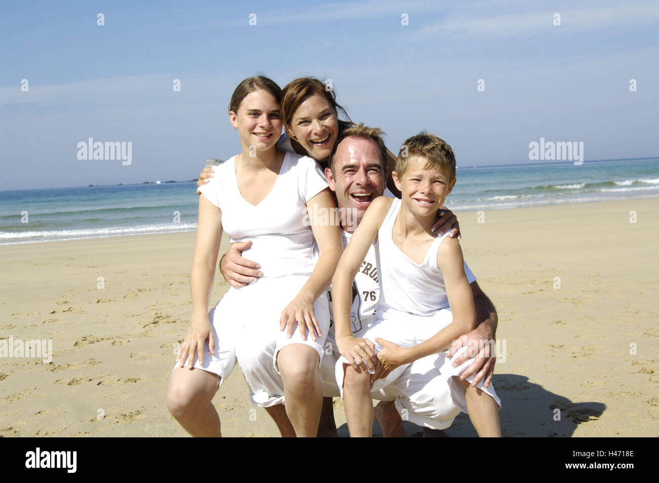 White family four children hi-res stock photography and images - Alamy