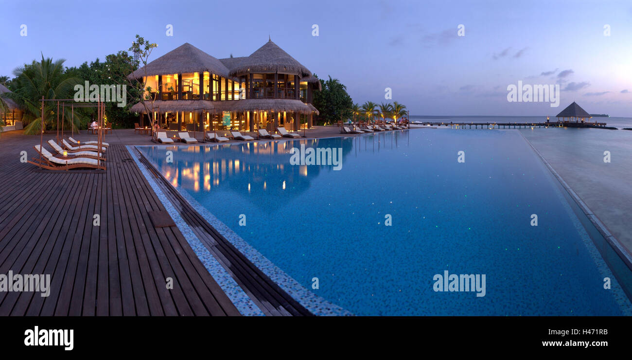 Hotel complex, swimming pool, the Maldives, Indian Ocean, evening light, Stock Photo