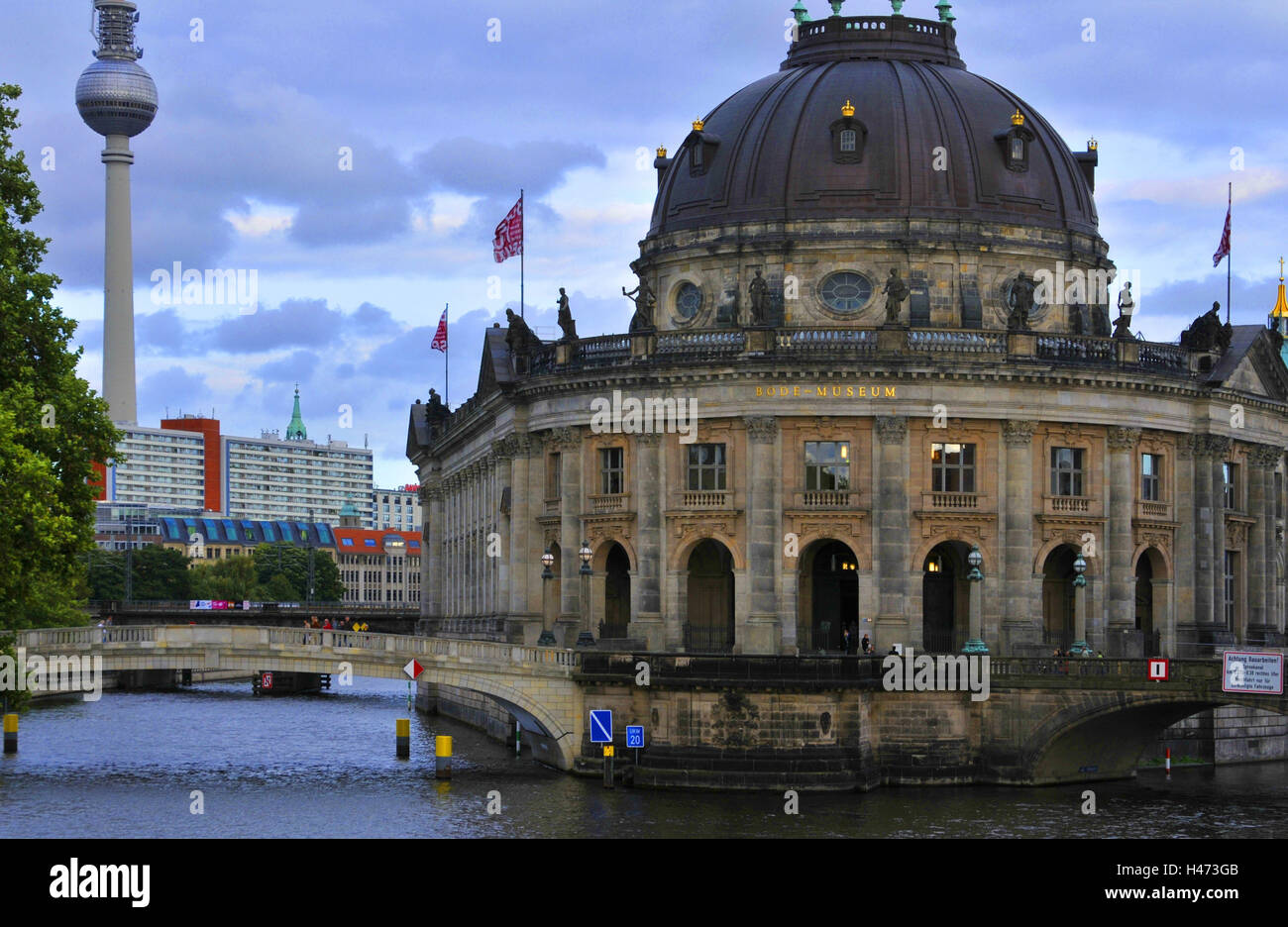 Museum island, the Spree, Monbijoubrücke, copper trench, Bodemuseum, Berlin middle, Germany, Stock Photo