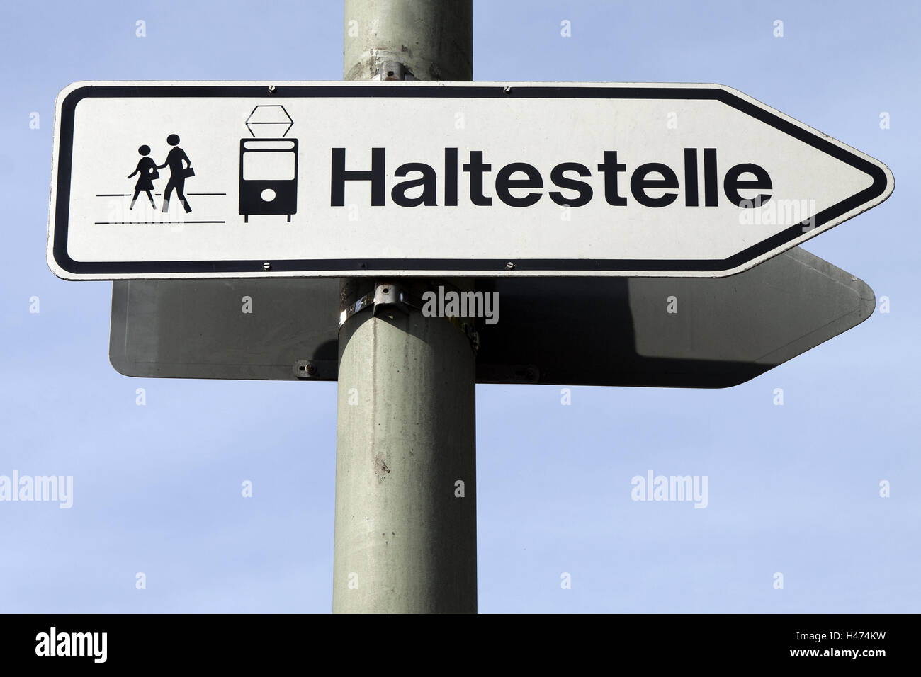 Signpost, stop, direction on the right, streetcar, tram, tram, direction the arrow, on the right, arrow, sign, sign, traffic, icon, figure, mast, short-distance traffic, passenger traffic, linked transport system, Stock Photo