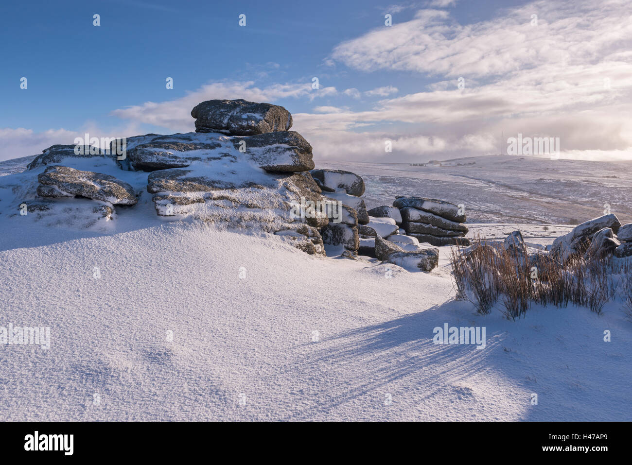 Snow covered moorland at Roos Tor in Dartmoor National Park, Devon, England. Winter (January) 2015. Stock Photo