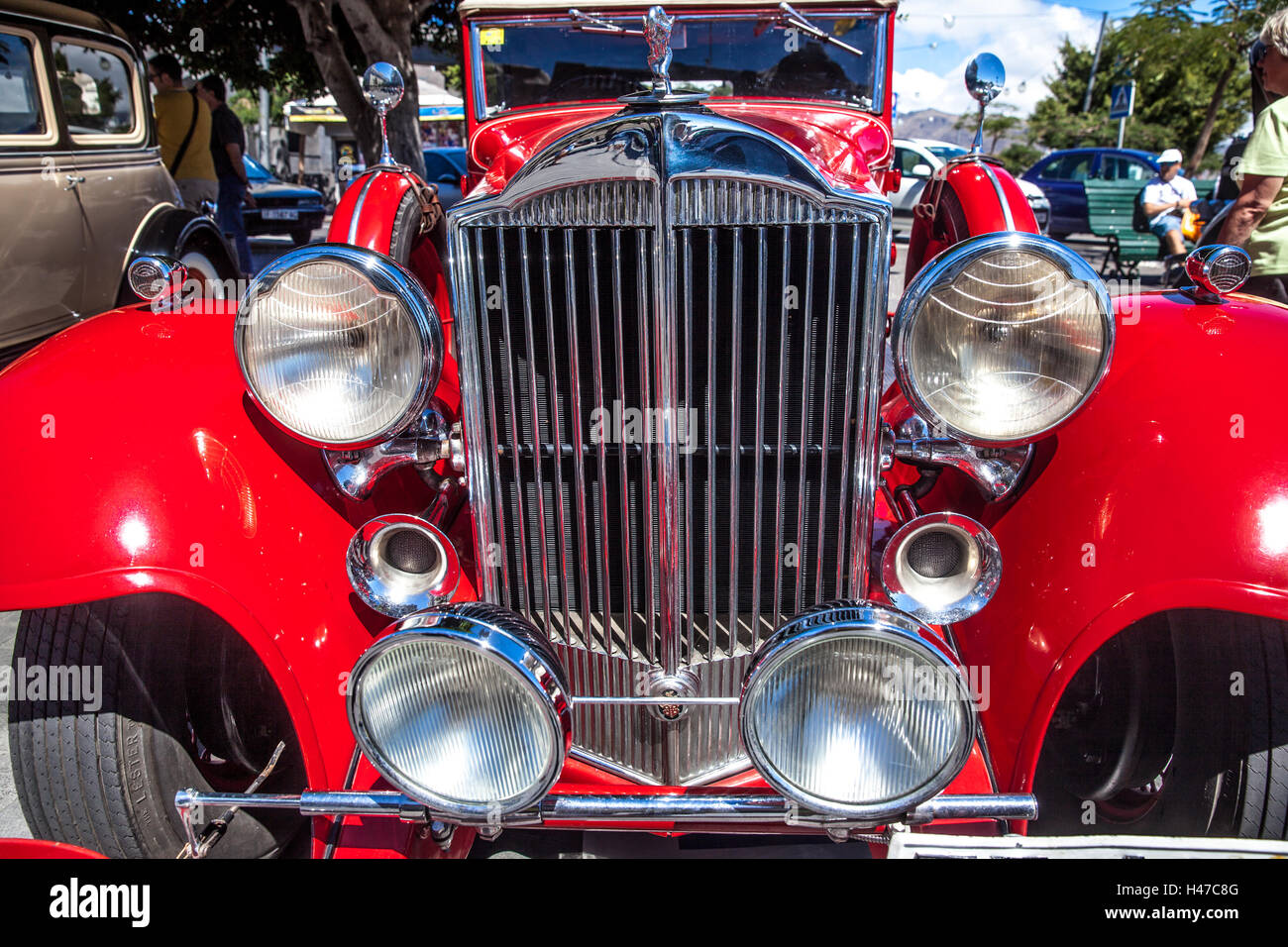 public exhibition of vintage cars in Plaza de España (Santa Cruz de