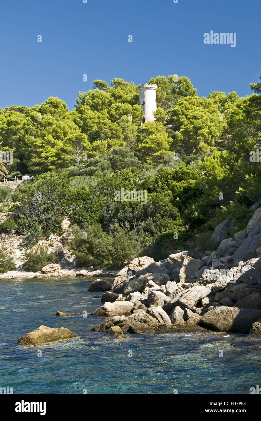 Spain, the Balearic Islands, Majorca, island Dragonera, Cala Lladó, watch-tower, 16. Cent., pines, Stock Photo