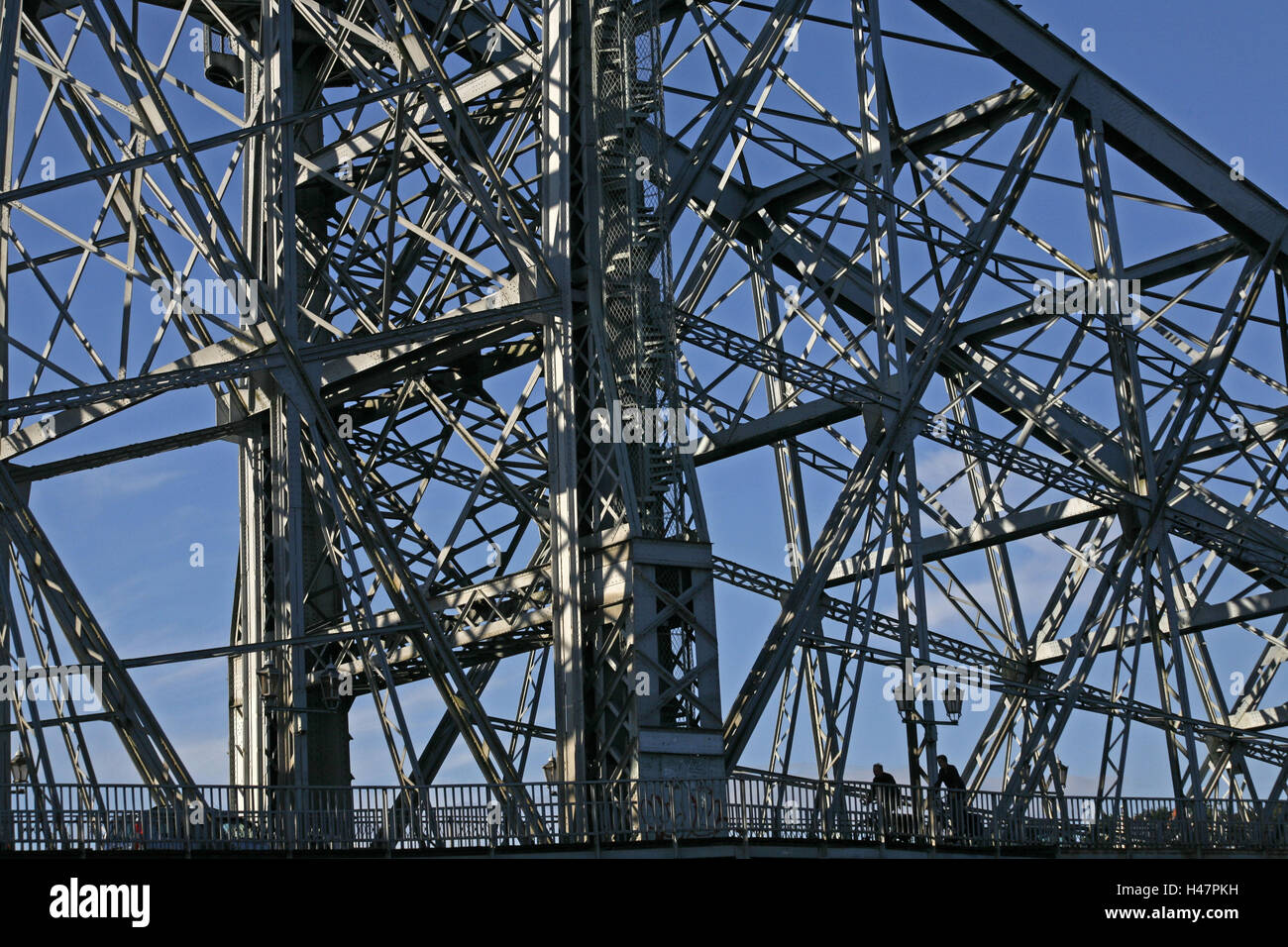 Germany, Saxony, Dresden, Loschwitzer bridge, Loschwitz, bridge, Elbbrücke, king's Albrecht's bridge, miracle, steel half-timbered construction, steel design work, notch, detail, Stock Photo