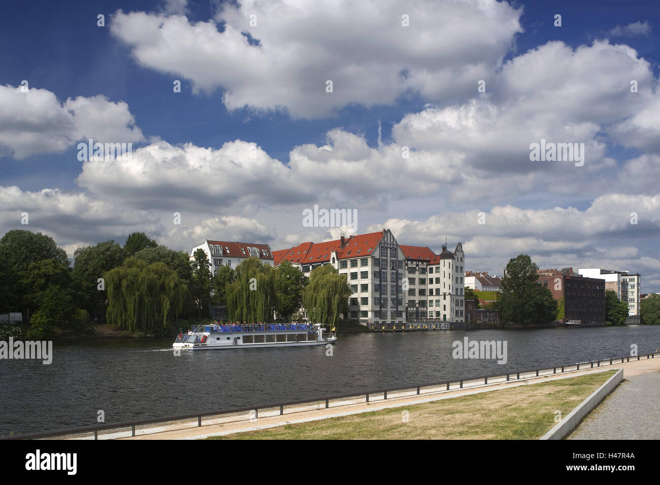 Germany, Berlin, cross mountain, the Spree, town, architecture, building, river, ship, ship traffic, tourism, cumulus clouds, trees, shores, residential houses, Stock Photo