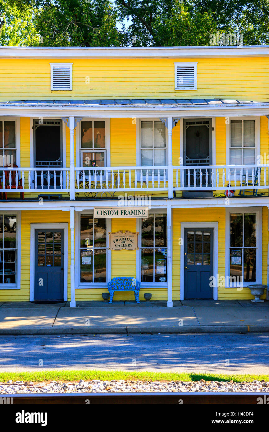 Custom Framing and Gallery storefront in downtown Midway, part of the