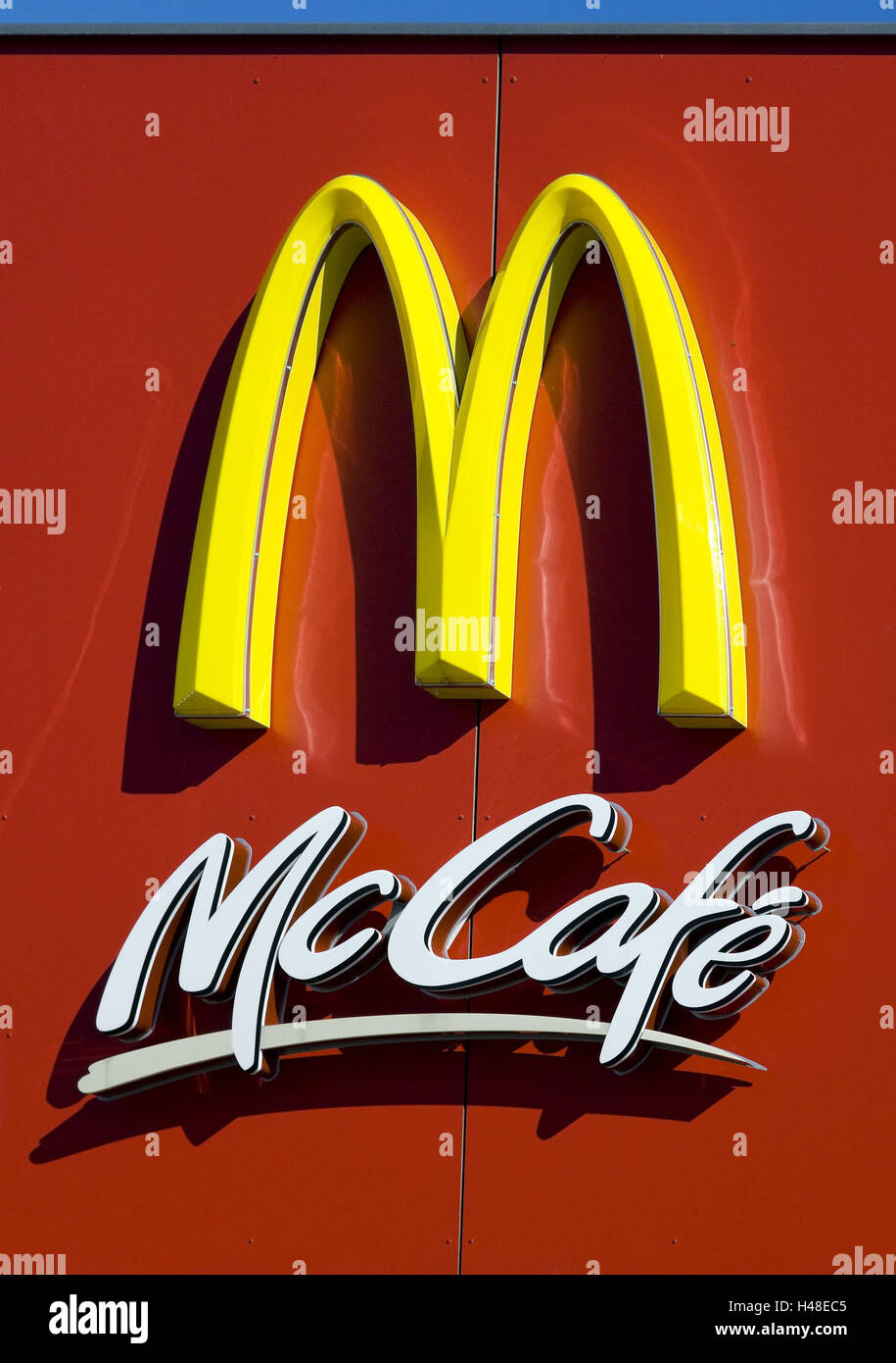 Sign, McCafe, McDonald Ì see, no property release, snack bar, snack, cafe, logo, tip, red, M, yellow, letter, advertisement, figure, logo, fast food chain, fast food, nutrition, industry giant, internationally, famously, Stock Photo