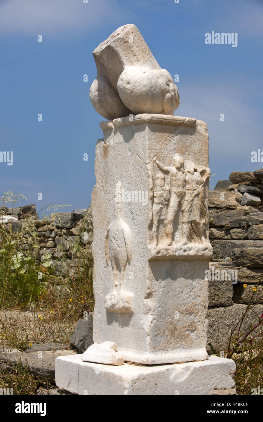 Greece, the Cyclades, Mykonos, Delos, band Dionysos with stone phallus, relief with Hahnenfigur, Stock Photo