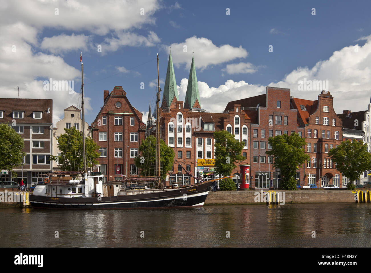 Germany, Schleswig - Holstein, Hanseatic town, Old Town, Marien's church, Lübeck, town, town view, Hanse, the Baltic Sea, sea, coast, architecture, building, flux, ship, church, piece Marien, harbour, landing stage, house facades, ship, sailing ship, bric Stock Photo