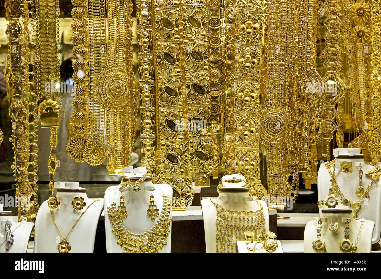 VAE, Dubai, Gold Souk, jewellery Stock Photo Alamy