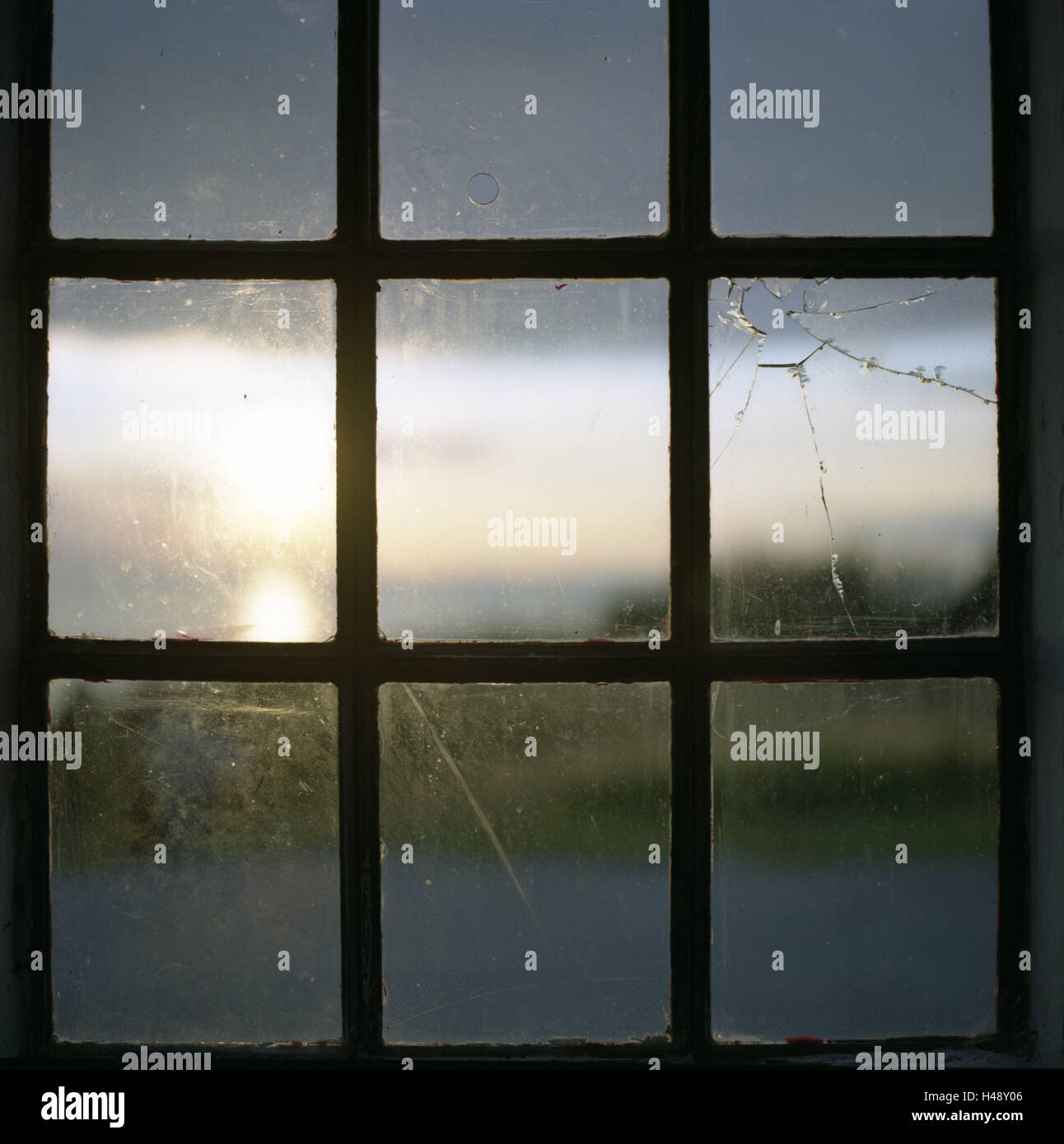 Windows, slices, broken, dirtily, dusk, coast, building, rung window, window panes, detail, cloudily, broken, shattered, hole, empty, view, view, clouded, exit, unoccupied, melancholically, nobody, sea, oblivion, sundown, blur, inside, Stock Photo