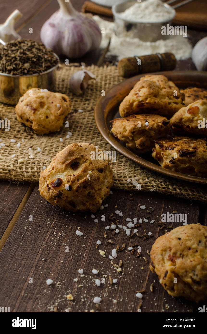 Crackers homemade, baked in oven with cottage cheese Stock Photo Alamy