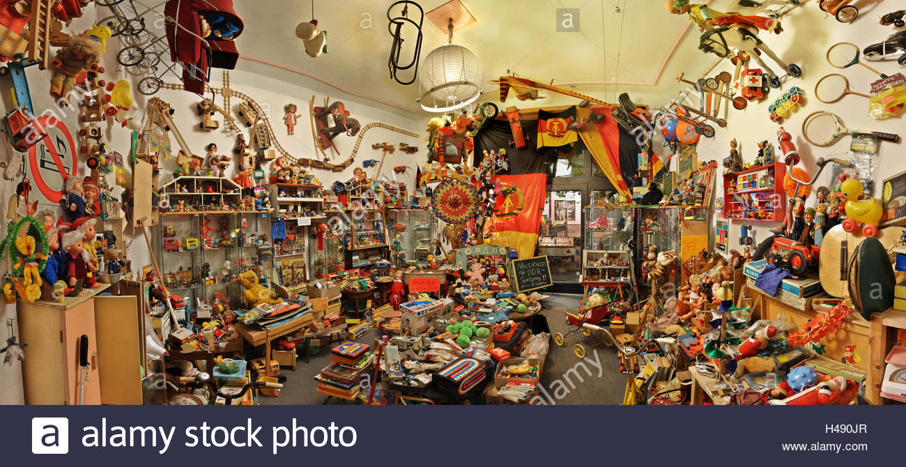 Germany, Berlin, The GDR toys museum in 'uncle Philipps toy shop' Stock