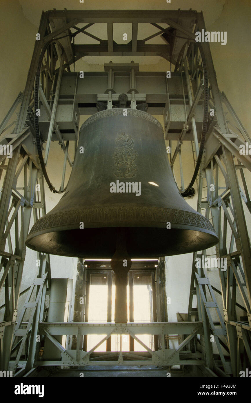 Austria, Vienna, Stephansdom, south tower, bell frame the gigantic bell