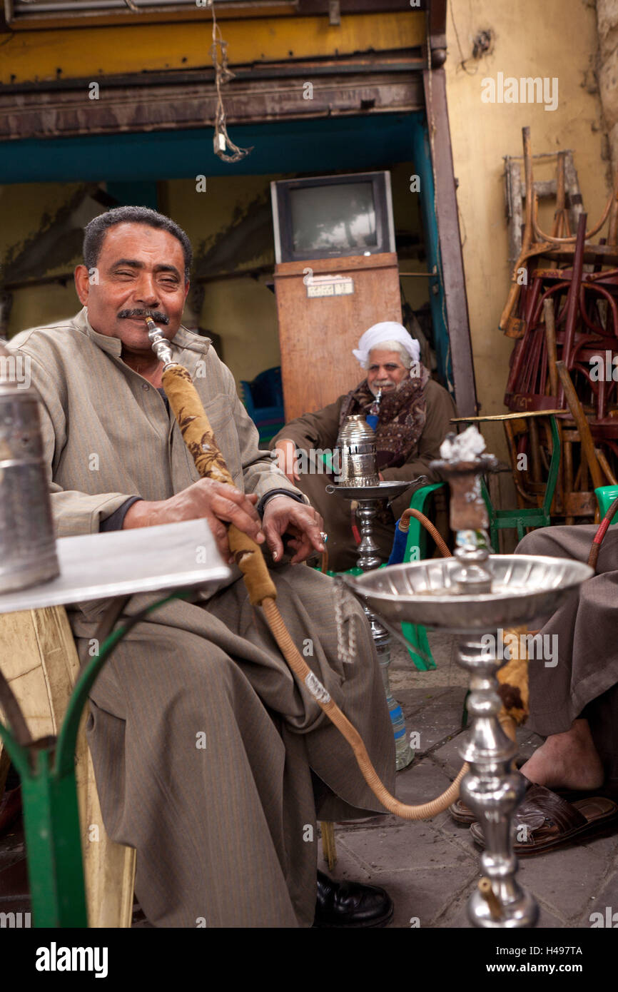 Egypt, Cairo, smoking men, hookah Stock Photo Alamy