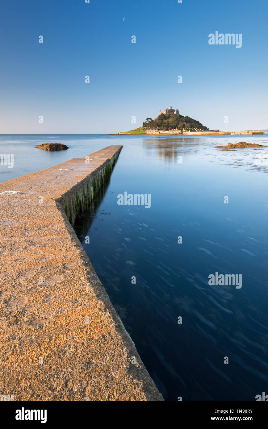 Slipway leading to St Michael's Mount off the coast of Marazion, Cornwall, England. Stock Photo