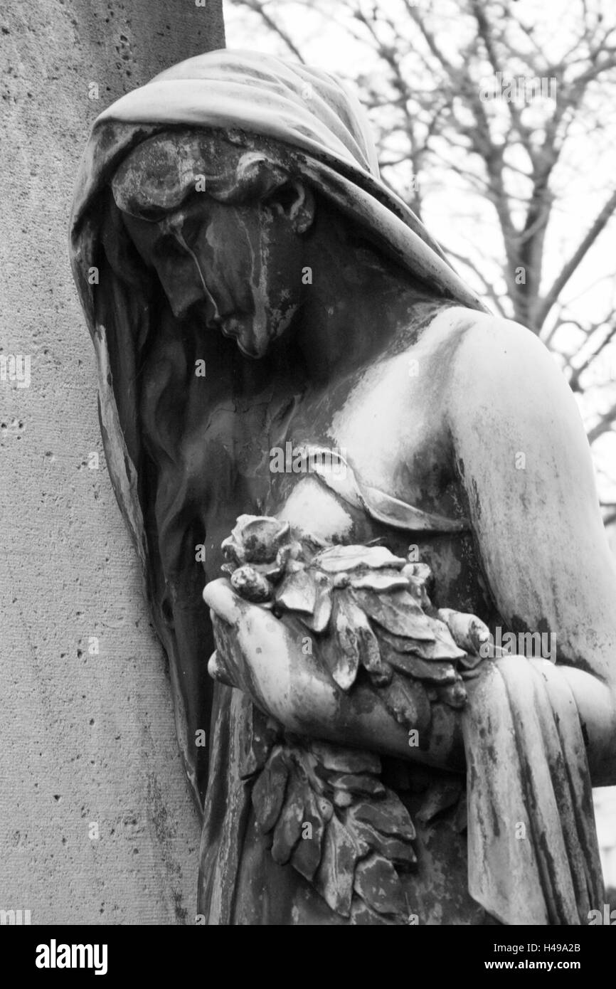 grave yard, grave, statue, female, s/w Stock Photo - Alamy