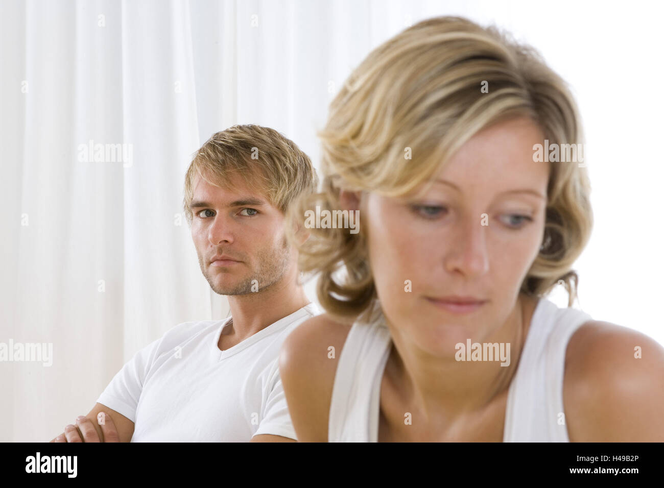 Couple, bed, fight, estrangement Stock Photo Alamy
