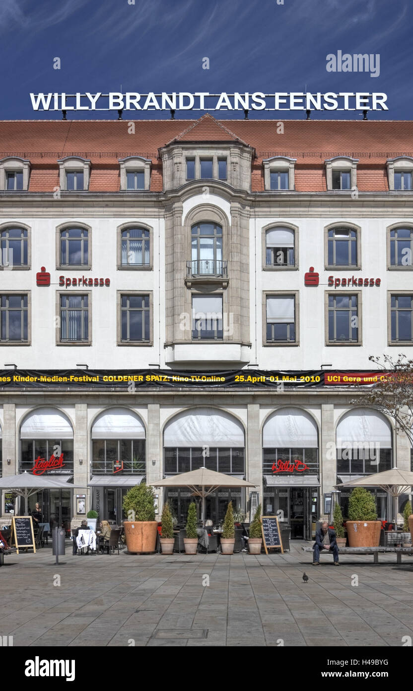 Willy brandt ans fenster hi-res stock photography and images - Alamy