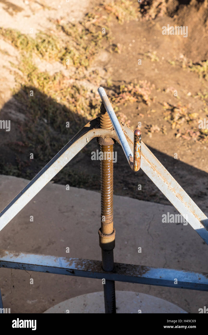 An irrigation control valve that uses an Acme style screw thread to control the volume of water