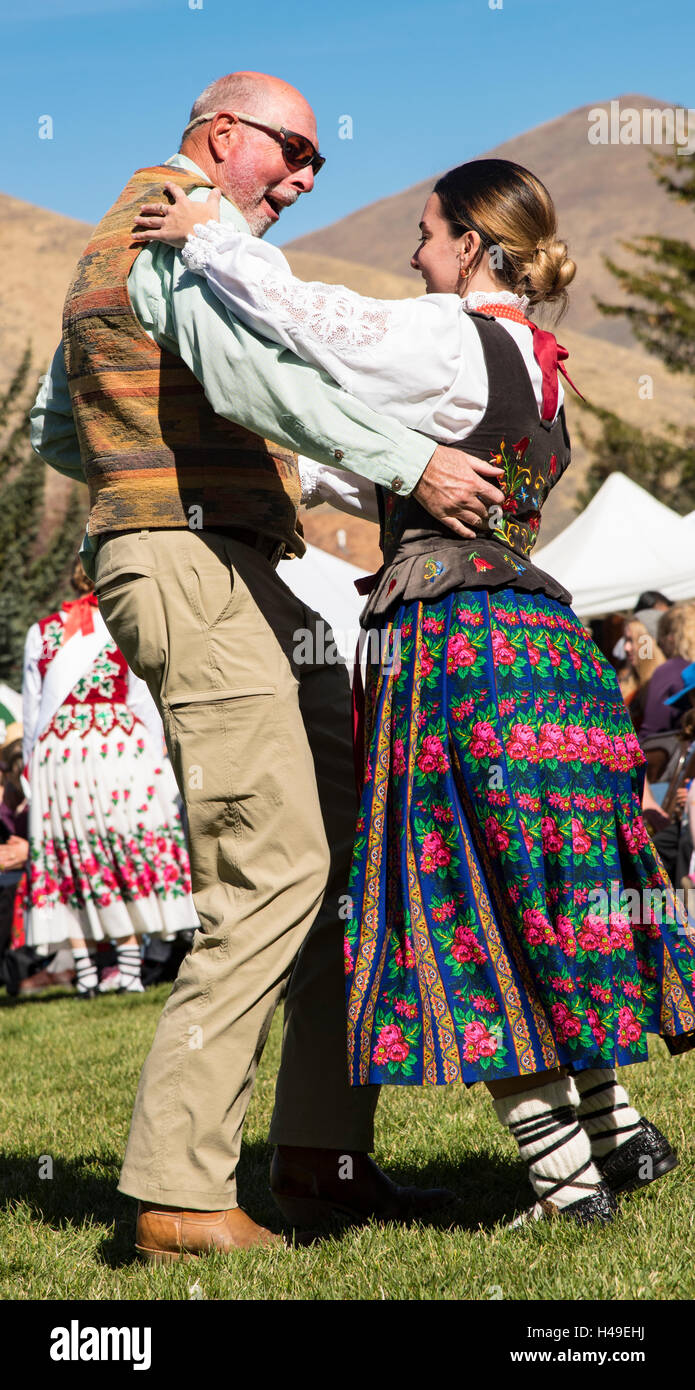 Festival spectator hi-res stock photography and images - Alamy