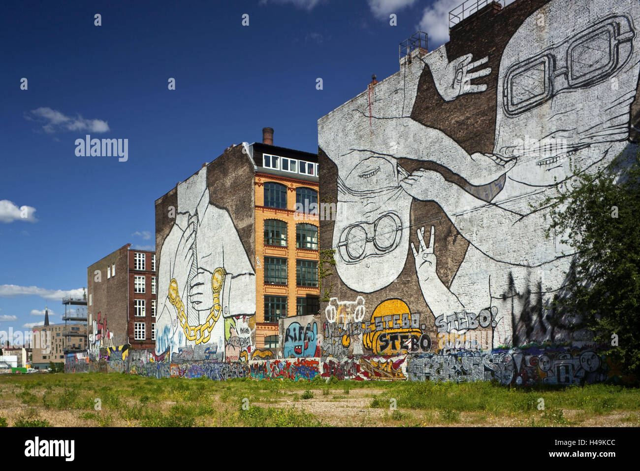 Germany, Berlin, Kreuzberg (district), houses, graffiti, Stock Photo