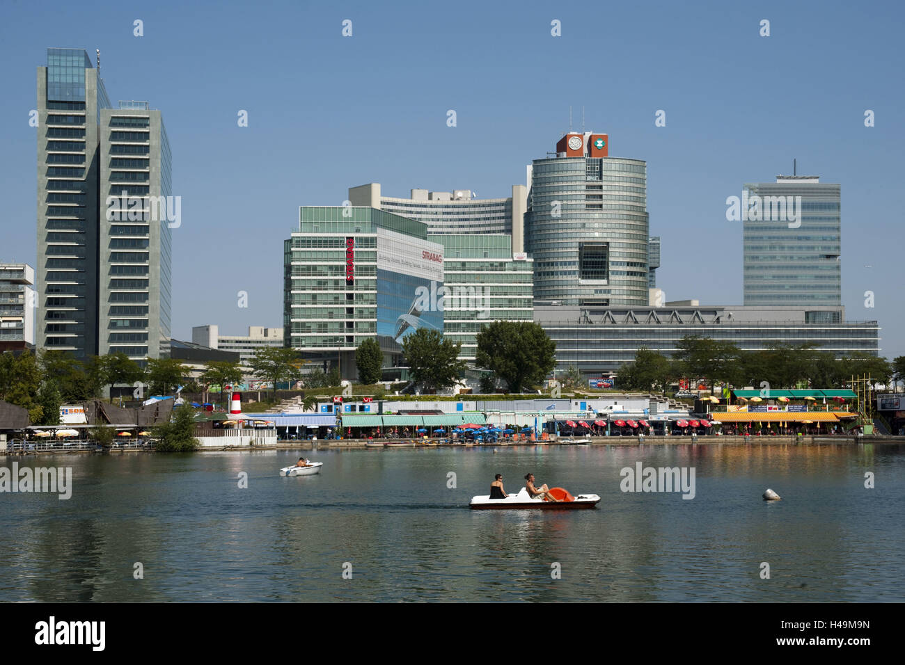 Austria, Vienna, view over the Danube and Copa Kagrana on UN city the Danube city, Stock Photo