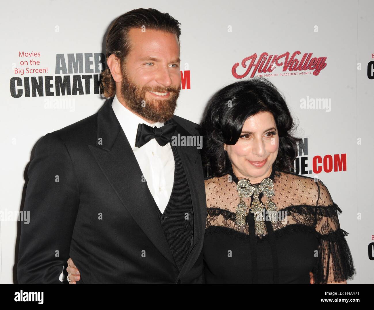 Beverly Hills, CA. 14th Oct, 2016. Bradley Cooper, Sue Kroll at arrivals for American Cinematheque's 2016 Award Show, The Beverly Hilton Hotel, Beverly Hills, CA October 14, 2016. Credit:  Elizabeth Goodenough/Everett Collection/Alamy Live News Stock Photo