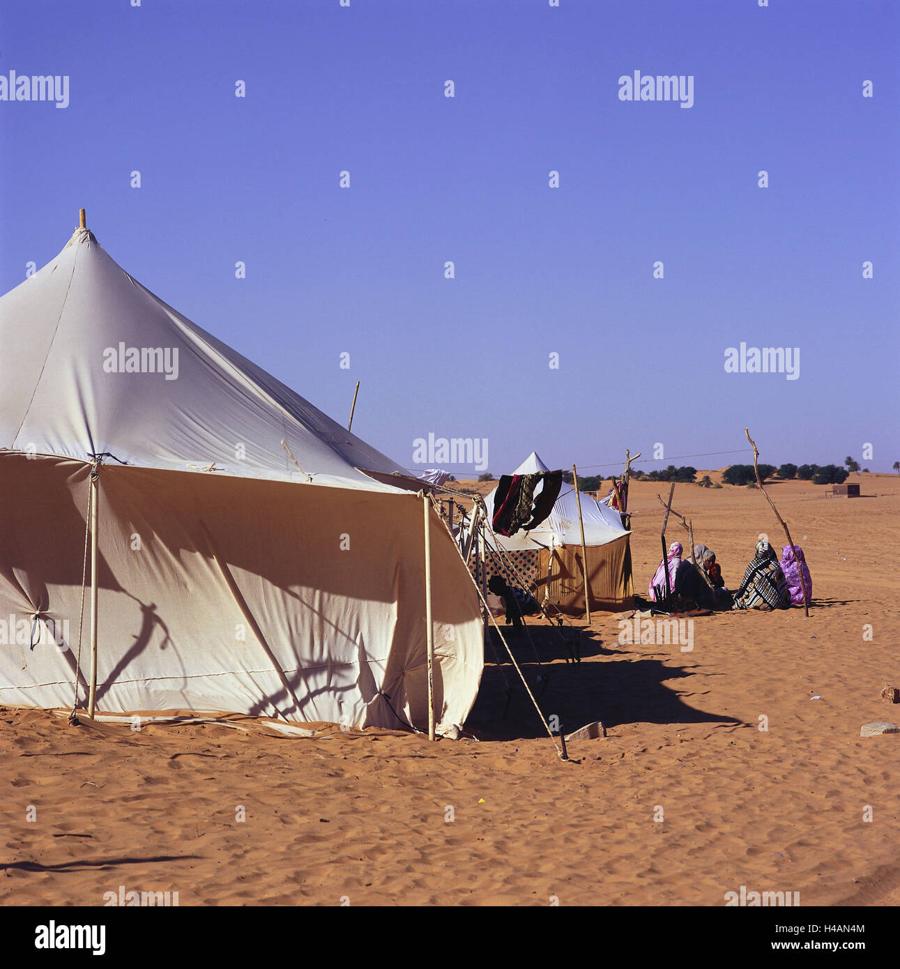 Nomads tents hi-res stock photography 