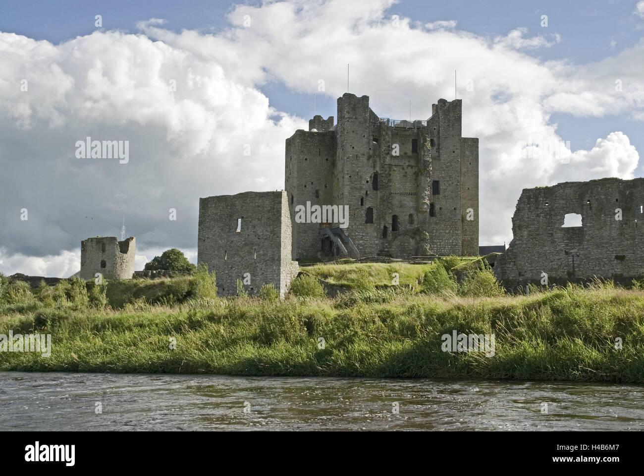 Ireland, Leinster, Meath, TrimCastle, River Boyne Stock Photo Alamy