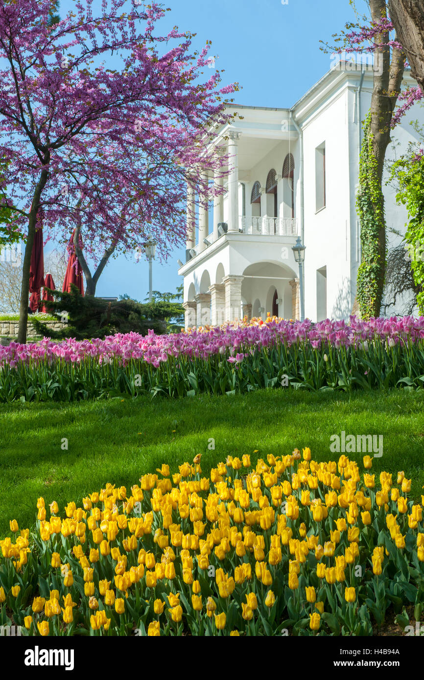 Istanbul, Emirgan park, Beyaz Kösk Stock Photo