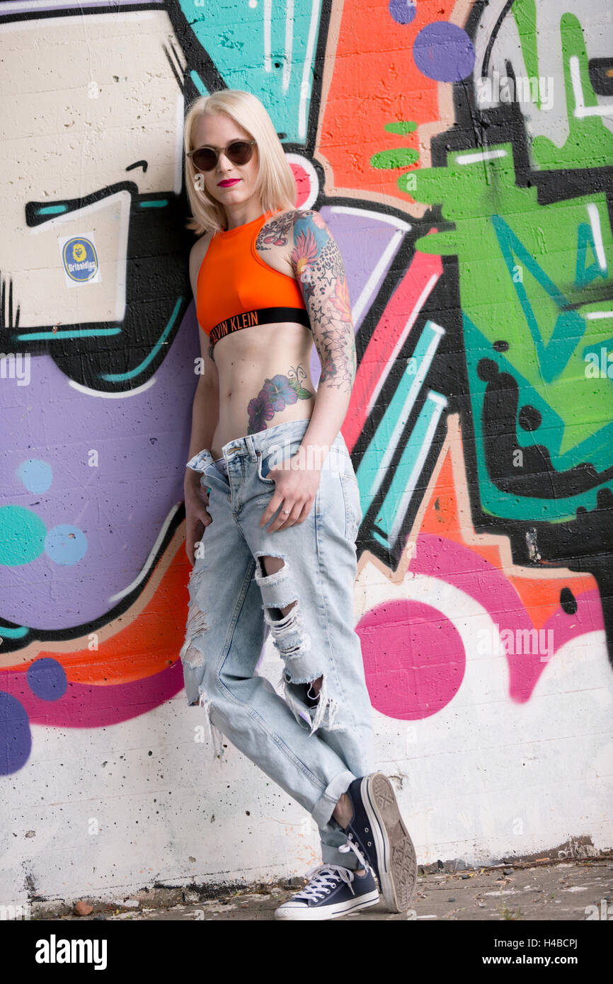Full body tattoo woman hi-res stock photography and images - Alamy
