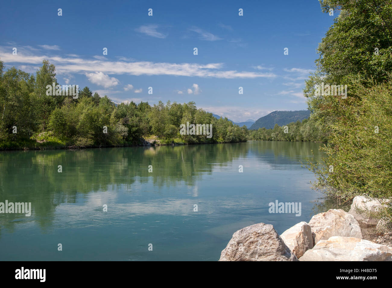 River scenery hi-res stock photography and images - Alamy