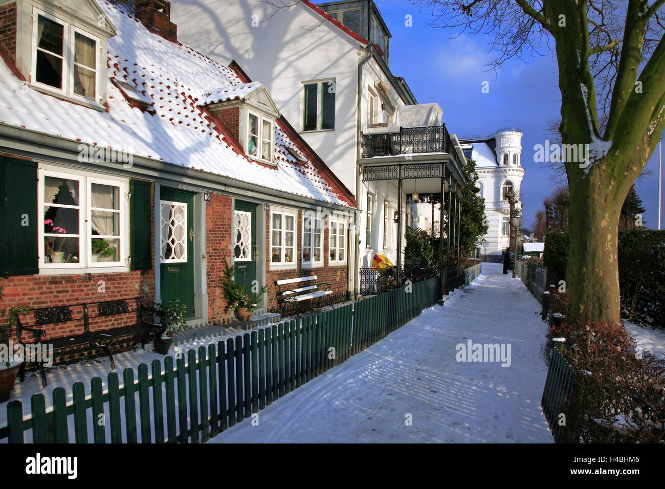 Germany, Hamburg, historical captain's houses in HamburgÖvelgönne