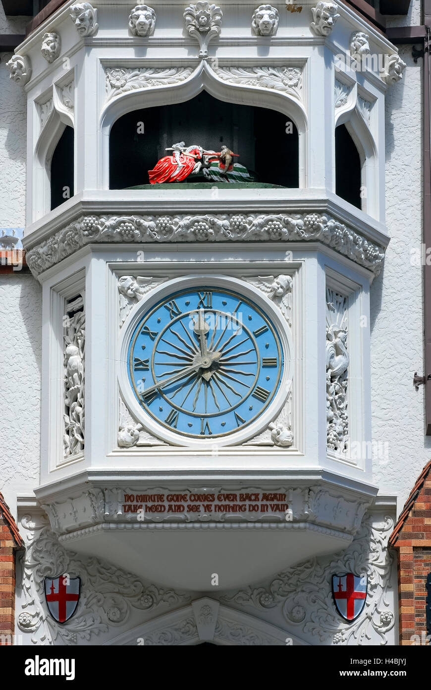 Clock at London Court shopping arcade, Perth, Western Australia Stock Photo Alamy