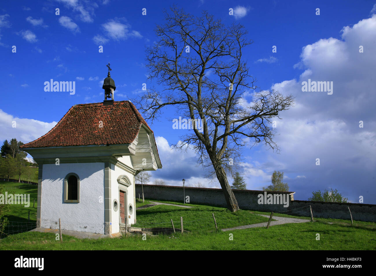 Switzerland, Fribourg on the Sarine River, chapel on the meadows of the 'Convent de Montorge, Stock Photo