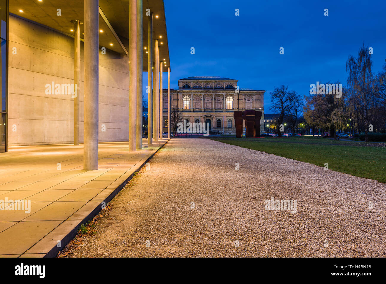 Germany, Bavaria, Upper Bavaria, Munich, Maxvorstadt, art area, Pinakothek der Moderne (modern art museum) and Alte Pinakothek (Old Pinakothek) Stock Photo