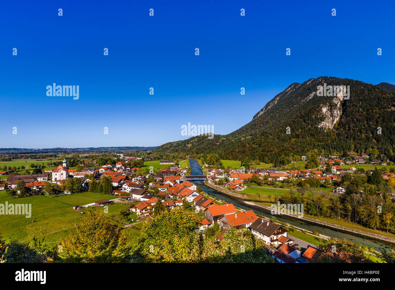 Germany, Bavaria, Upper Bavaria, Werdenfelser Land, region Zugspitze, view of Eschenlohe with Loisach and Osterfeuerspitze Stock Photo