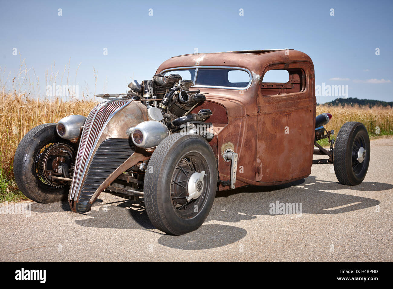 Hot-Rod, Rat-Rod, self-built with airplane radial engine Stock Photo